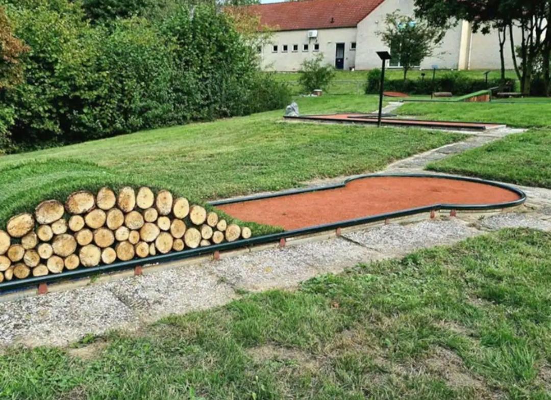 7 Person House With Garden, Firepit, Swimming Lake, Hammock, Child Friendly, In- And Outside Playground, Slide, And Great Coffee Ewijk Exteriör bild