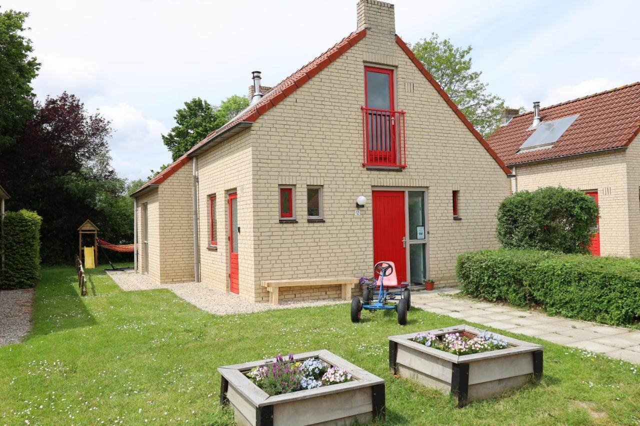7 Person House With Garden, Firepit, Swimming Lake, Hammock, Child Friendly, In- And Outside Playground, Slide, And Great Coffee Ewijk Exteriör bild